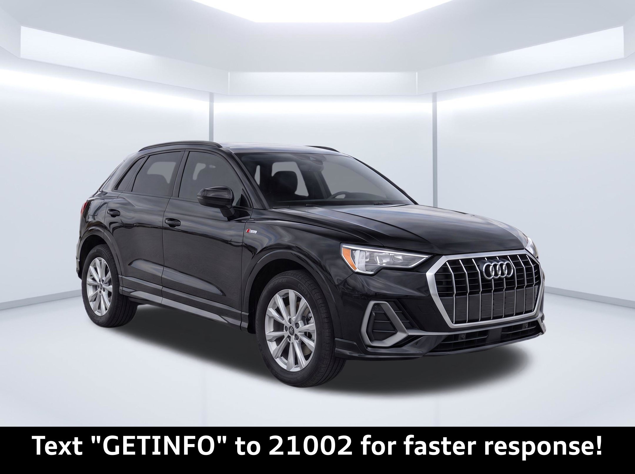 Used 2021 Audi Q3 2.0T Premium w/ Convenience Package AWD/4WD image 2