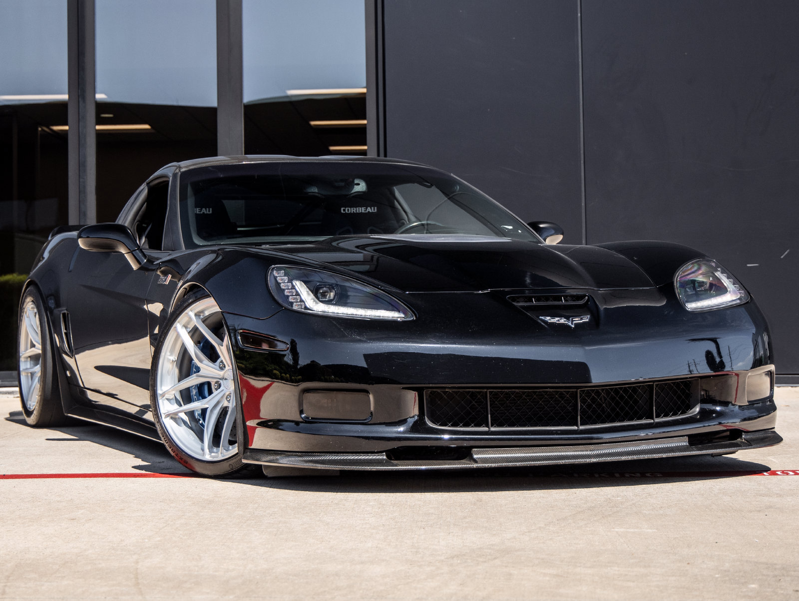 Used 2009 Chevrolet Corvette ZR1 w/ Preferred Equipment Group RWD image 2