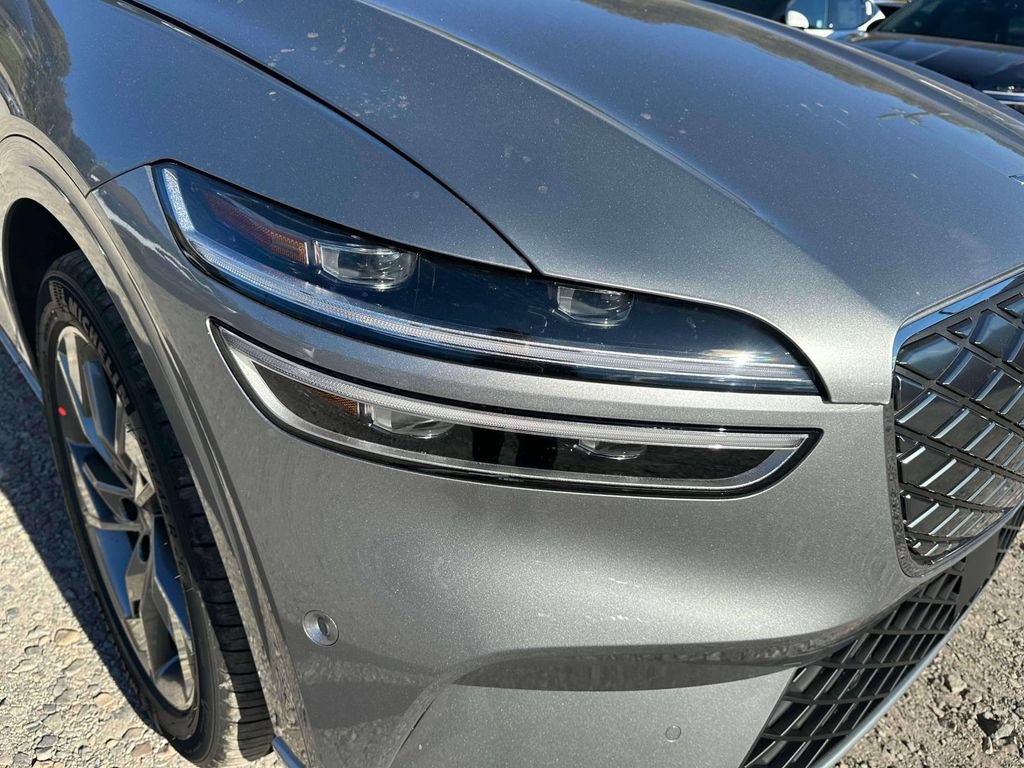 New 2025 Genesis Electrified GV70 w/ Prestige Package AWD/4WD image 7
