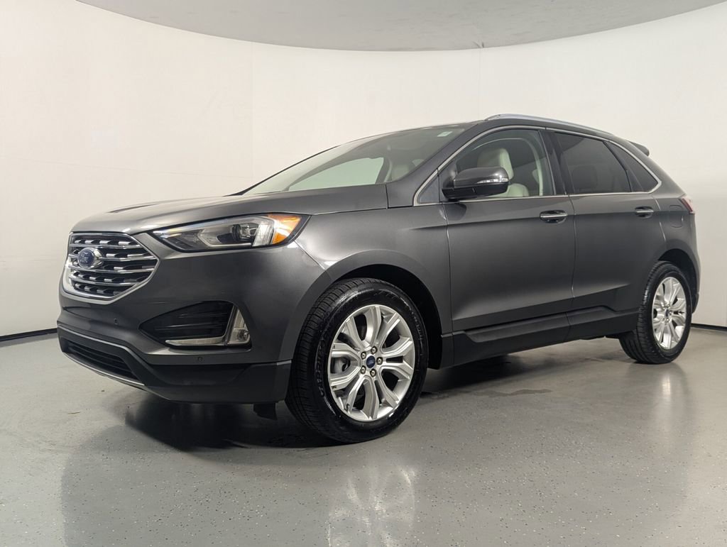Used 2020 Ford Edge Titanium FWD image 3