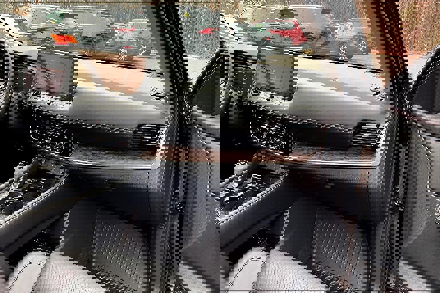 Used 2025 Nissan Rogue Platinum w/ Platinum Premium Package AWD/4WD image 18