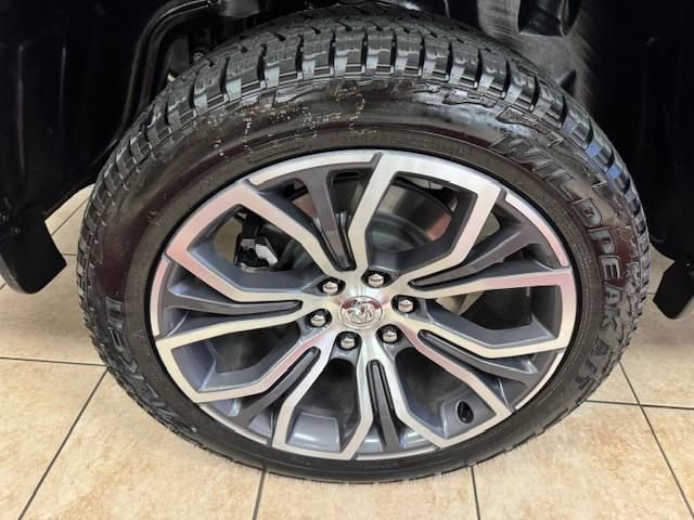 Used 2026 RAM 1500 Tungsten w/ Off Road Group AWD/4WD image 34