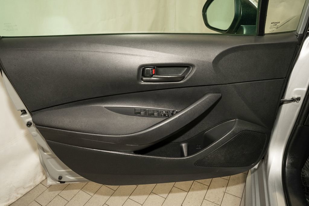 Used 2024 Toyota Corolla LE image 11