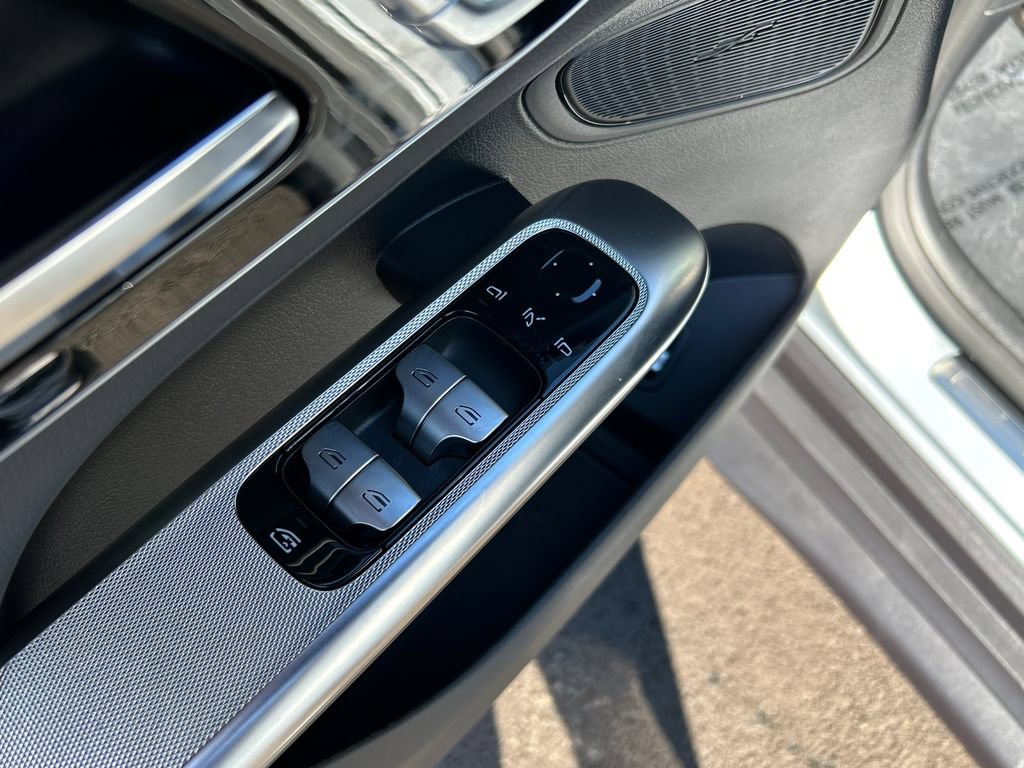 New 2026 Mercedes-Benz GLC 300 4MATIC image 12