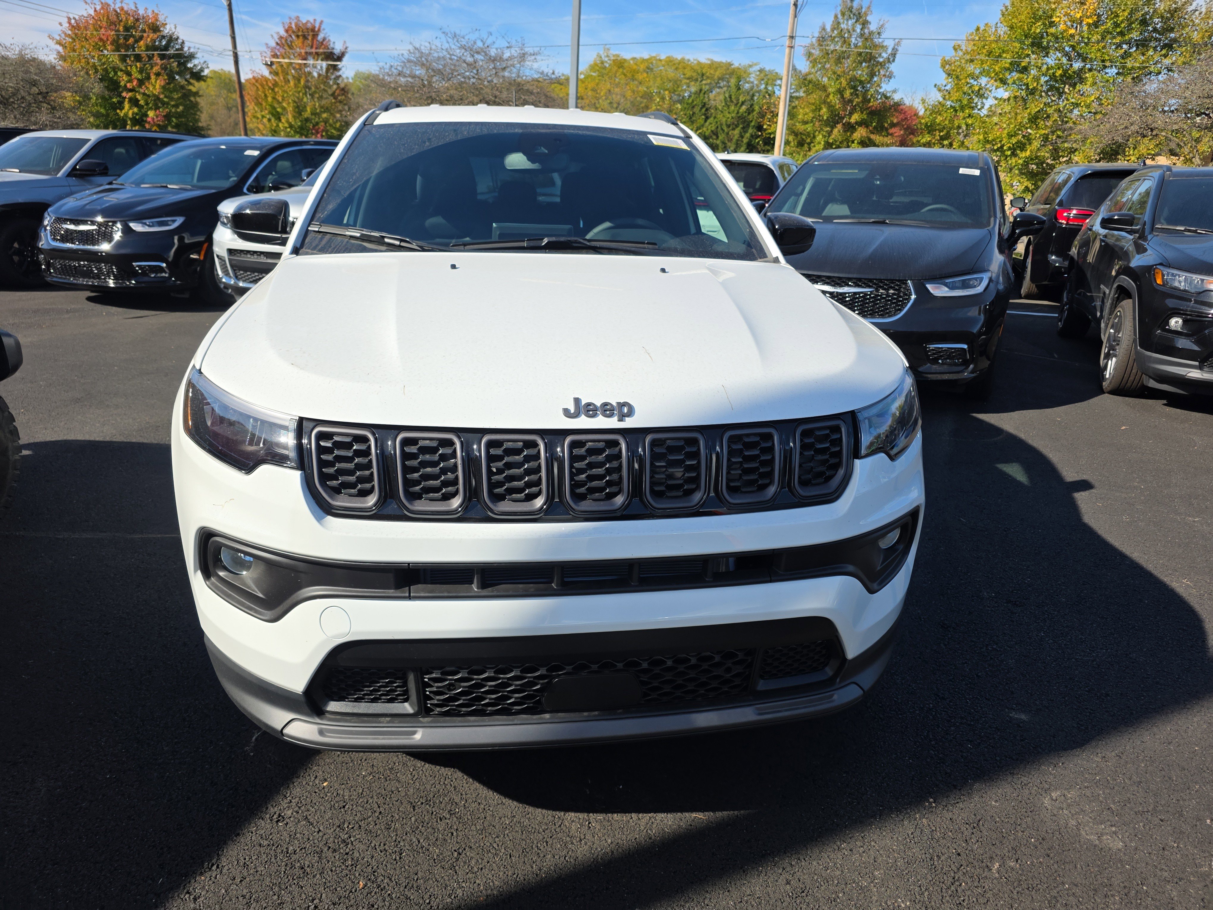 New 2026 Jeep Compass Latitude image 14