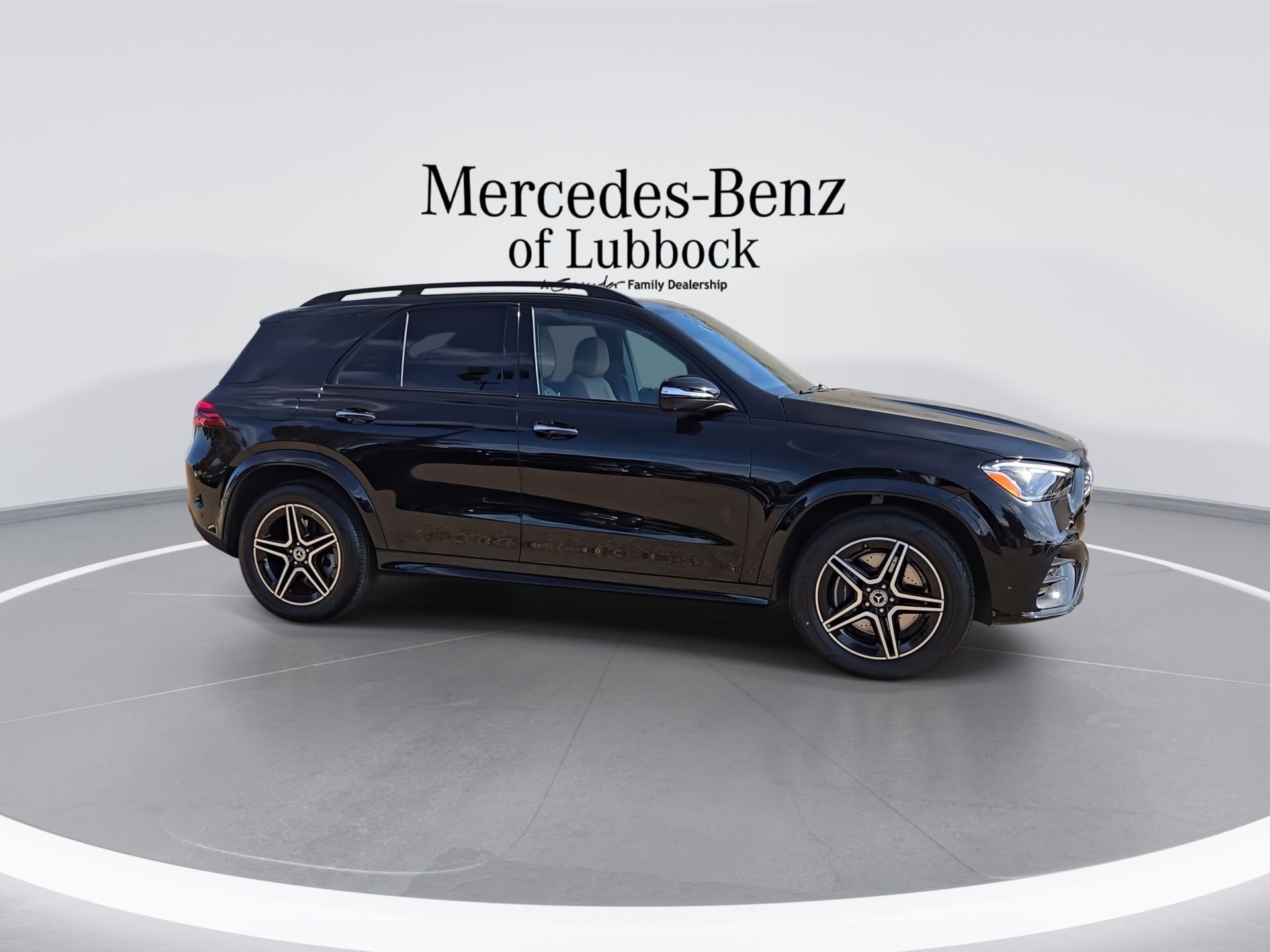 Used 2024 Mercedes-Benz GLE 450e 4MATIC image 9