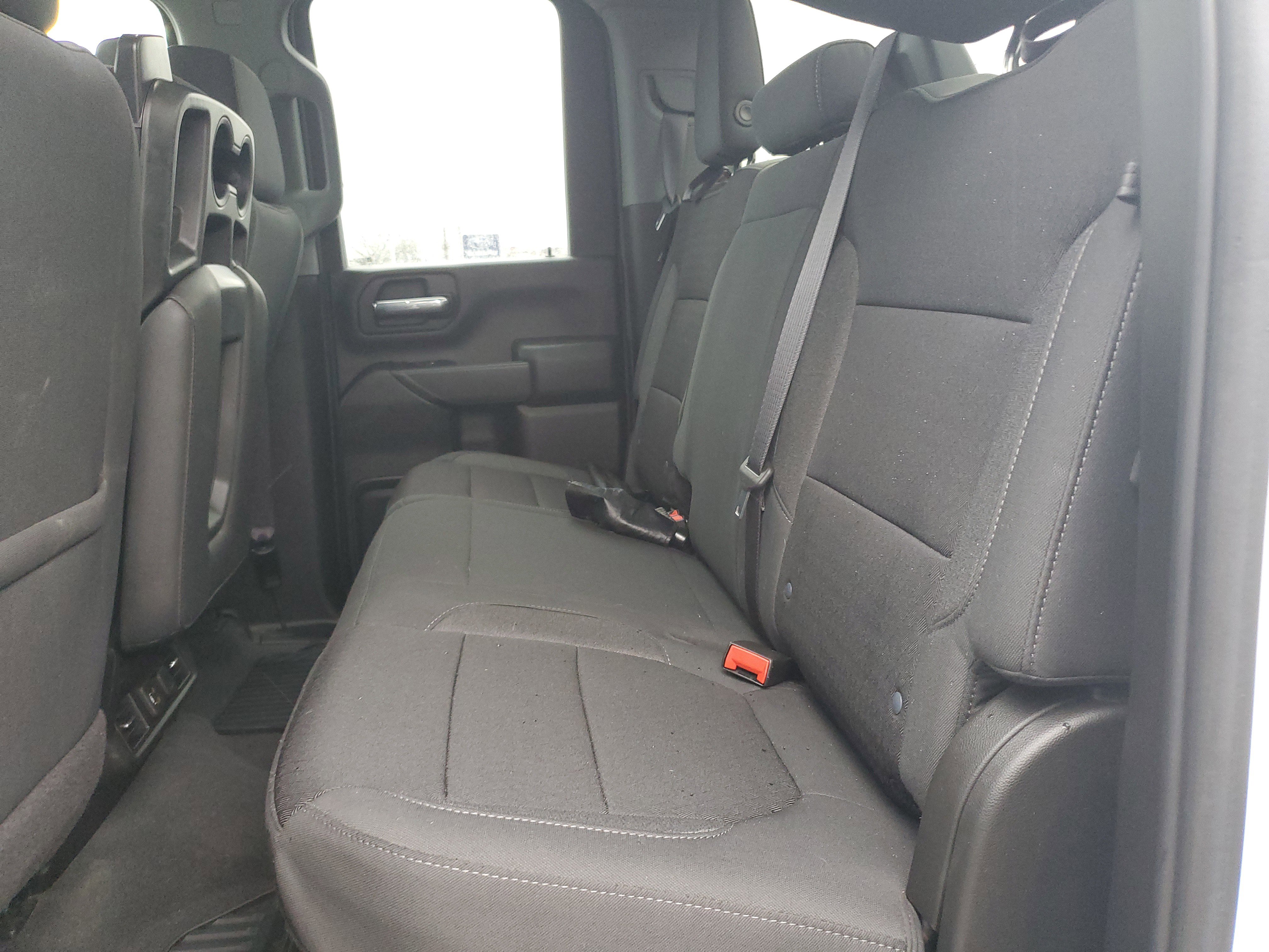 Used 2022 Chevrolet Silverado 2500 LT w/ Convenience Package image 9