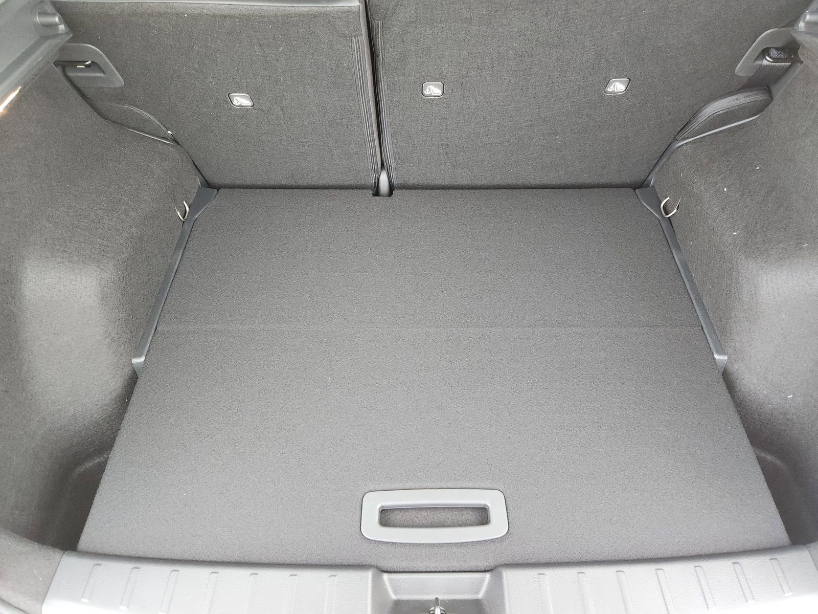 New 2026 Nissan Kicks SR image 26