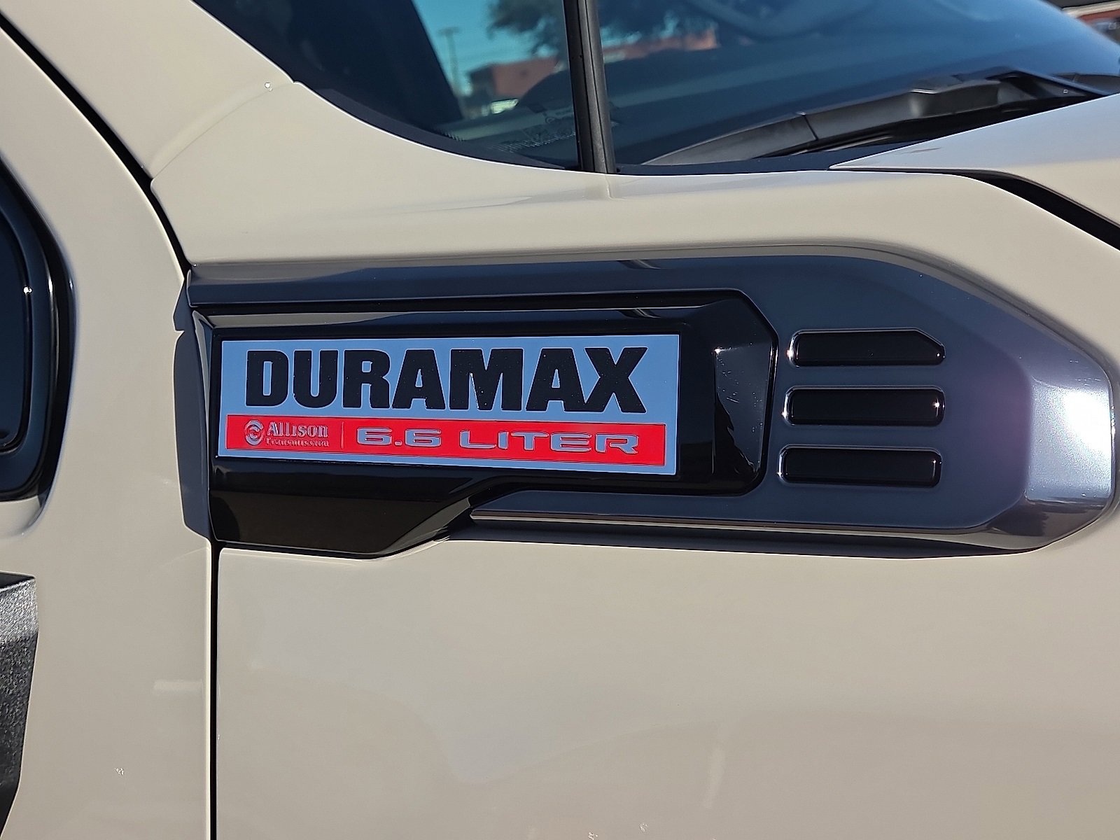 New 2026 GMC Sierra 2500 AT4 w/ AT4 Premium Plus Package image 6