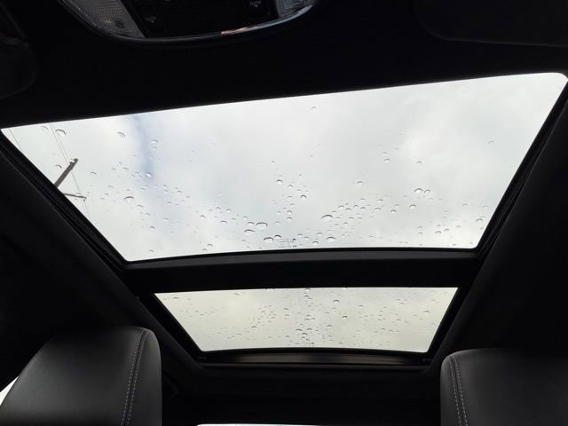 Used 2022 Chrysler 300 S image 22