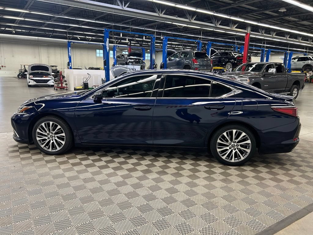 Used 2019 Lexus ES 350 w/ Premium Package FWD image 6