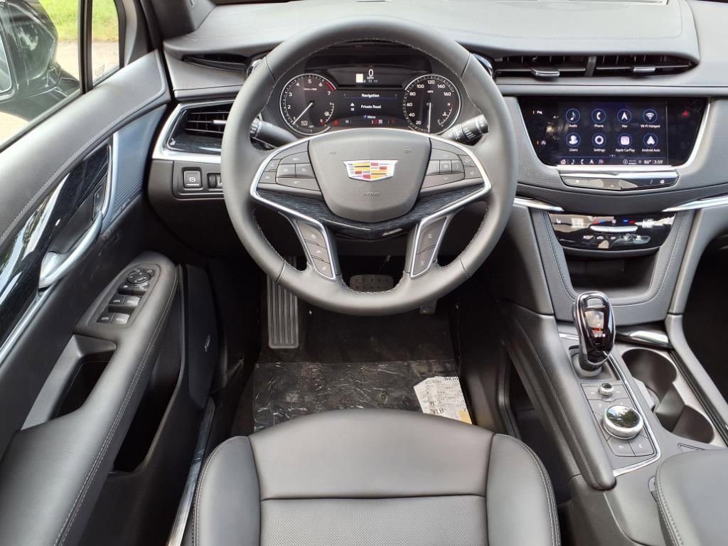 New 2025 Cadillac XT5 Premium Luxury w/ LPO, Floor Liner Package image 10