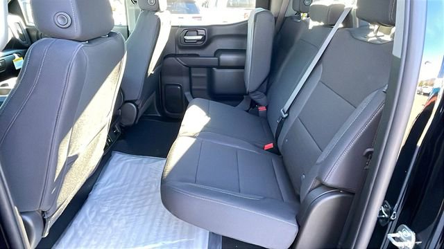 New 2026 Chevrolet Silverado 1500 Custom w/ LPO, Dark Essentials Package image 15