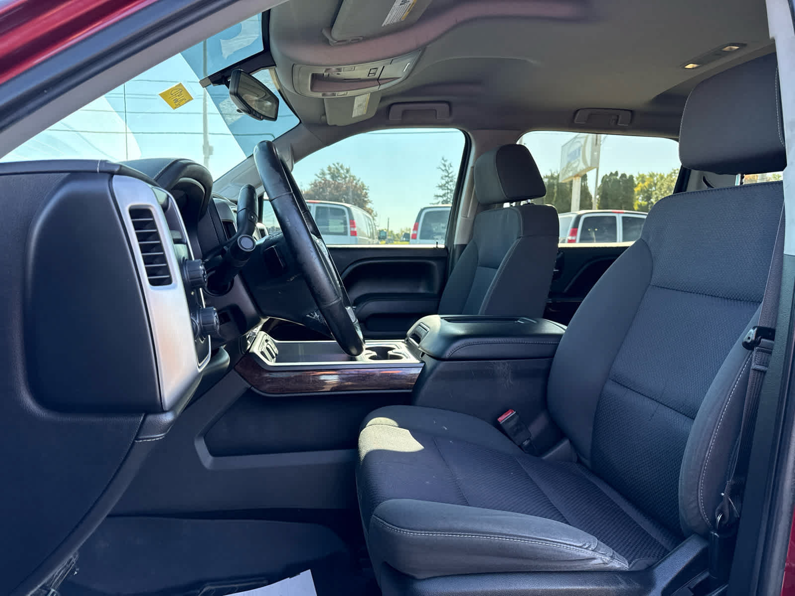 Used 2017 GMC Sierra 1500 SLE w/ SLE Value Package AWD/4WD image 11