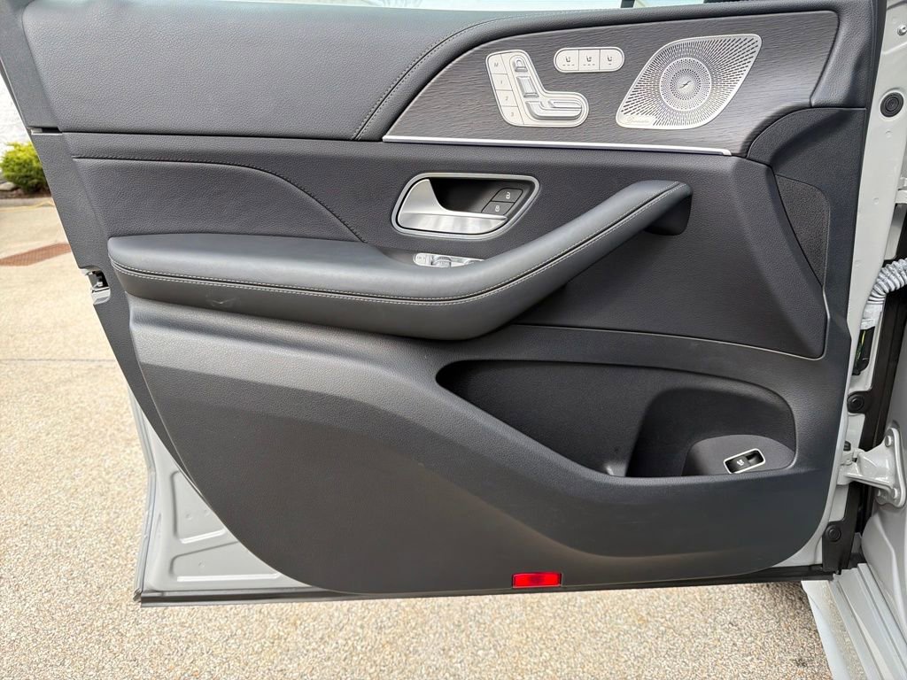 Certified 2024 Mercedes-Benz GLE 450 4MATIC image 11
