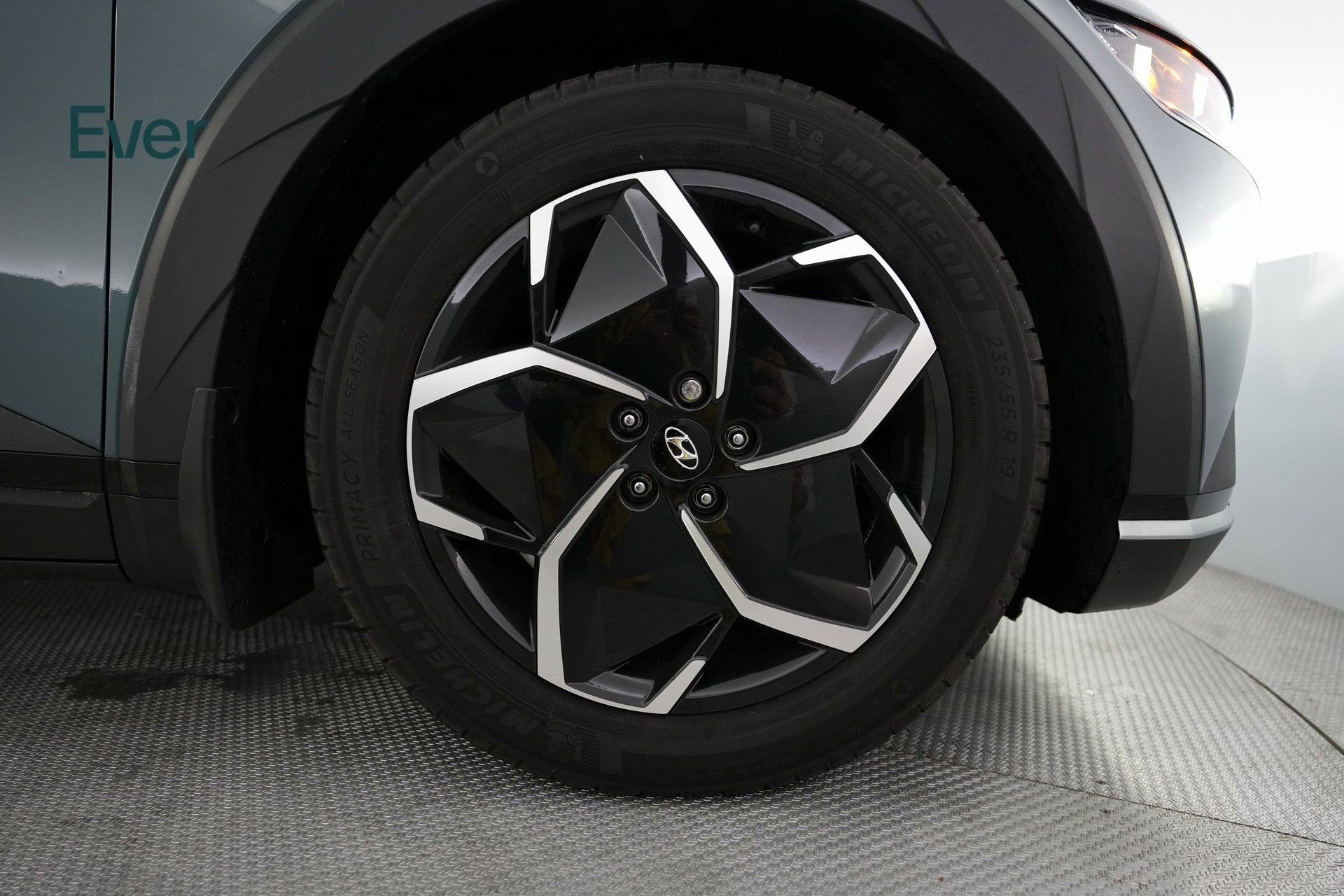 Used 2024 Hyundai Ioniq 5 SEL image 18