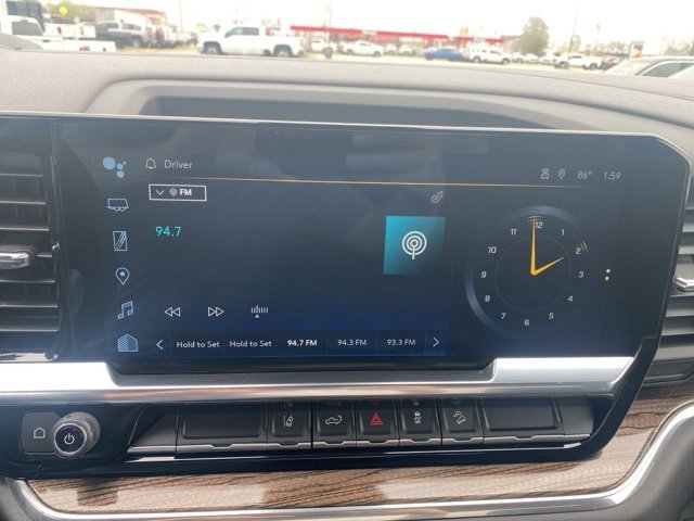 Used 2024 Chevrolet Silverado 2500 LT w/ Convenience Package image 17