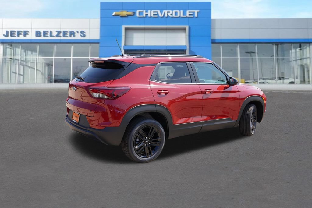 New 2026 Chevrolet TrailBlazer LT w/ Midnight Edition AWD/4WD image 3