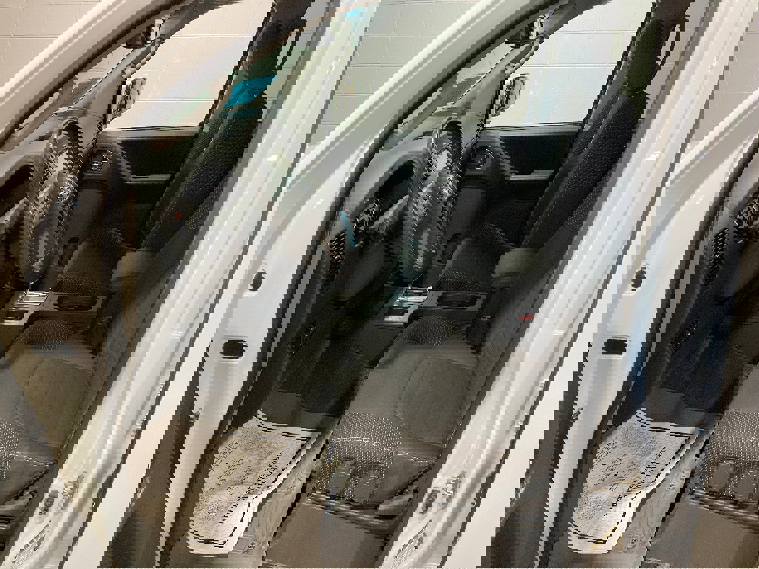 Used 2017 Nissan Frontier PRO-4X image 22