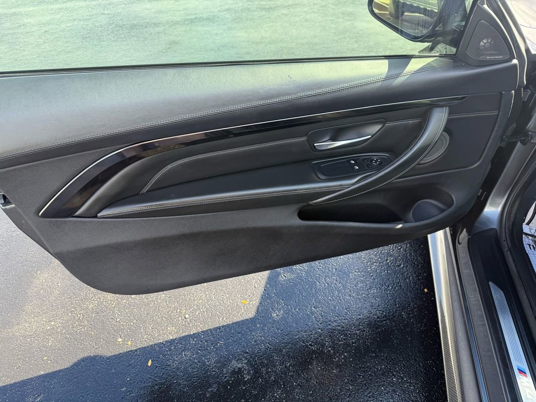 Used 2015 BMW M4 Coupe image 21