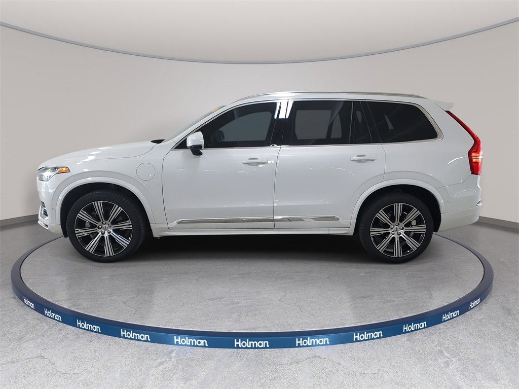 Used 2025 Volvo XC90 T8 Ultra w/ Protection Package Premier image 7