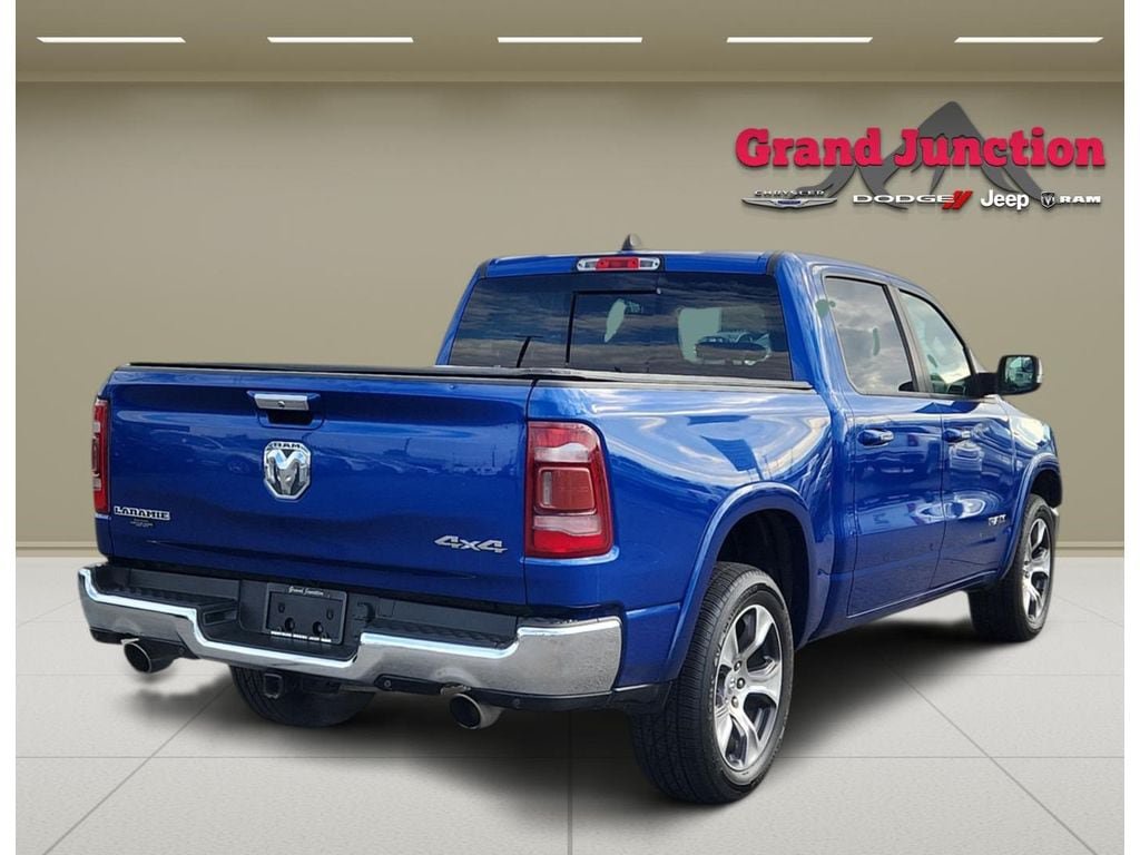 Used 2019 RAM 1500 Laramie AWD/4WD image 3