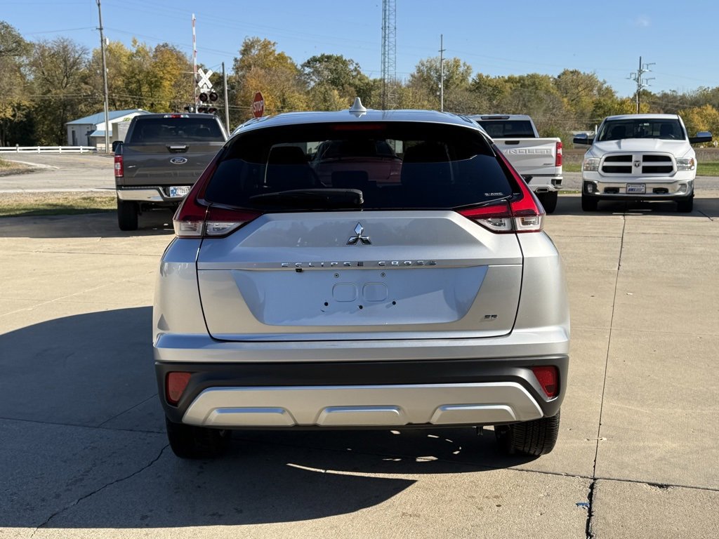 Used 2024 Mitsubishi Eclipse Cross SE image 6