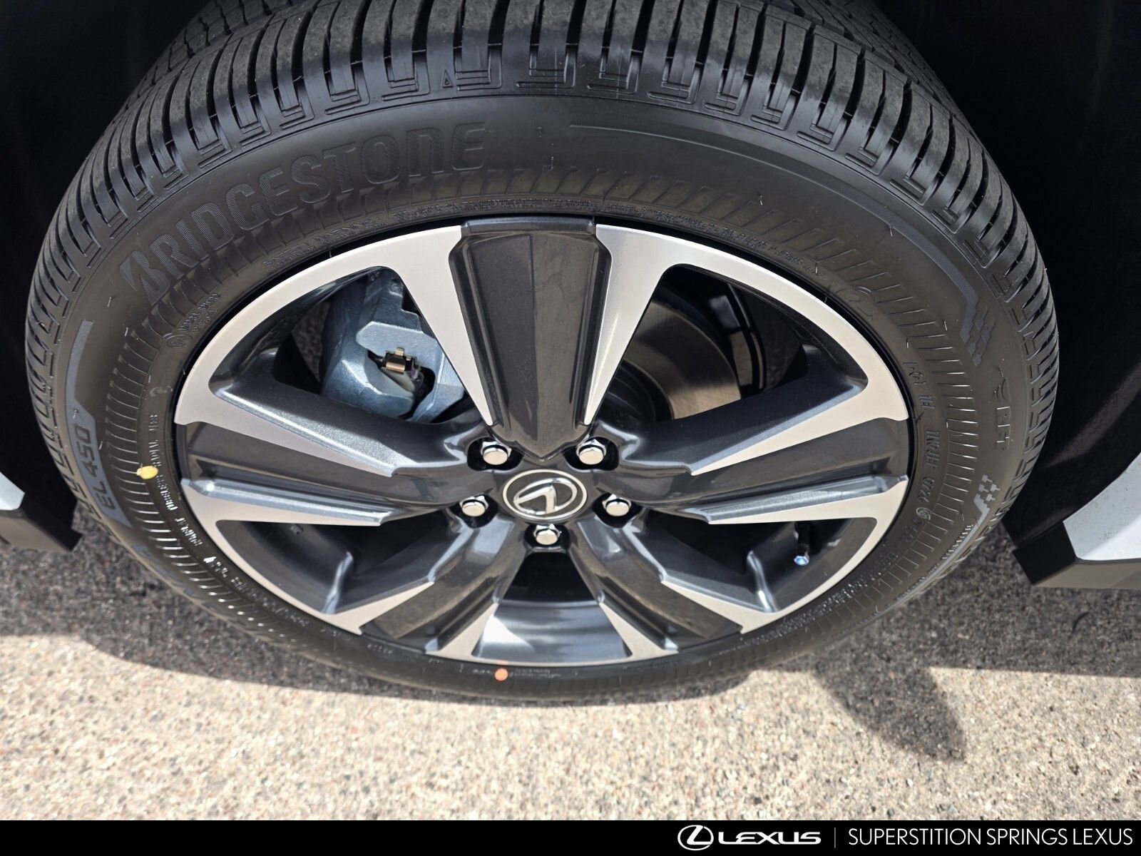 New 2026 Lexus UX 300h AWD image 10