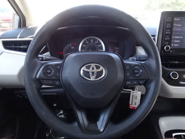 Used 2021 Toyota Corolla LE FWD image 24