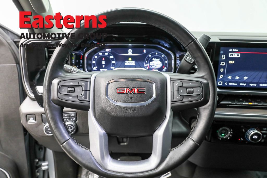 Used 2024 GMC Sierra 1500 SLT image 10