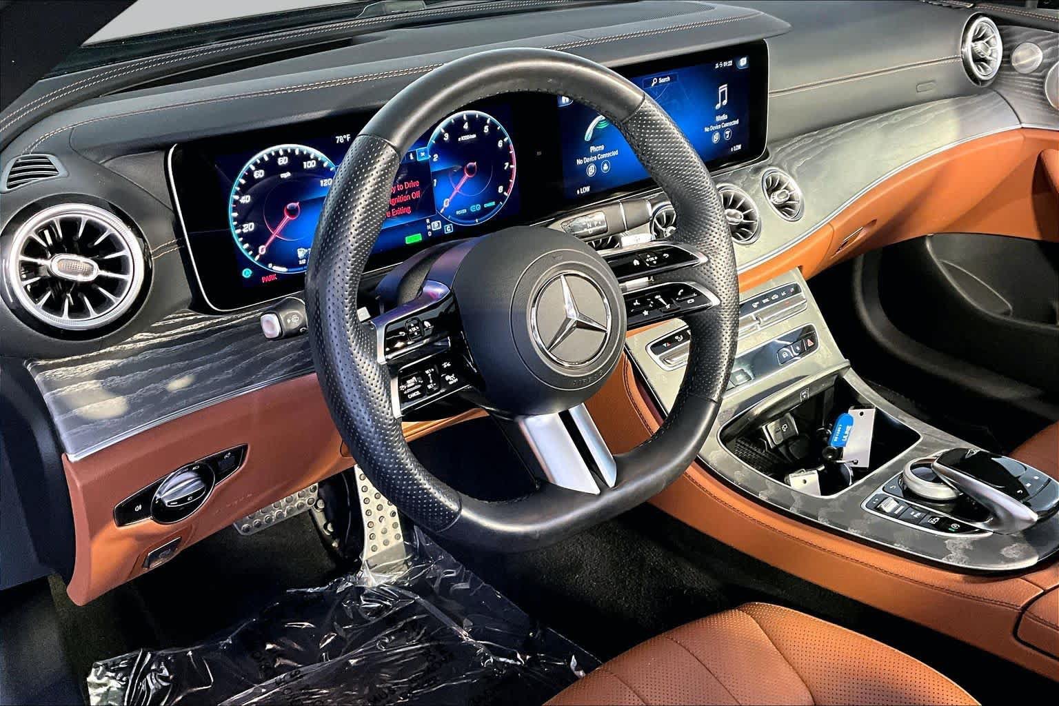 Used 2023 Mercedes-Benz E 450 4MATIC Cabriolet image 18