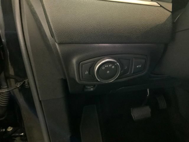 Used 2015 Lincoln MKC AWD w/ Equipment Group 102A Reserve image 16