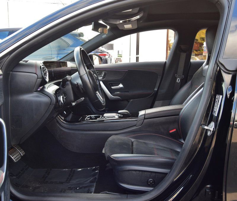 Used 2023 Mercedes-Benz CLA 250 4MATIC w/ AMG Line image 10
