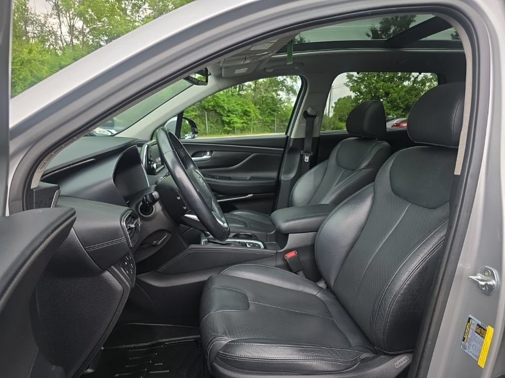 Used 2020 Hyundai Santa Fe SEL w/ Convenience + Premium Package AWD/4WD image 14