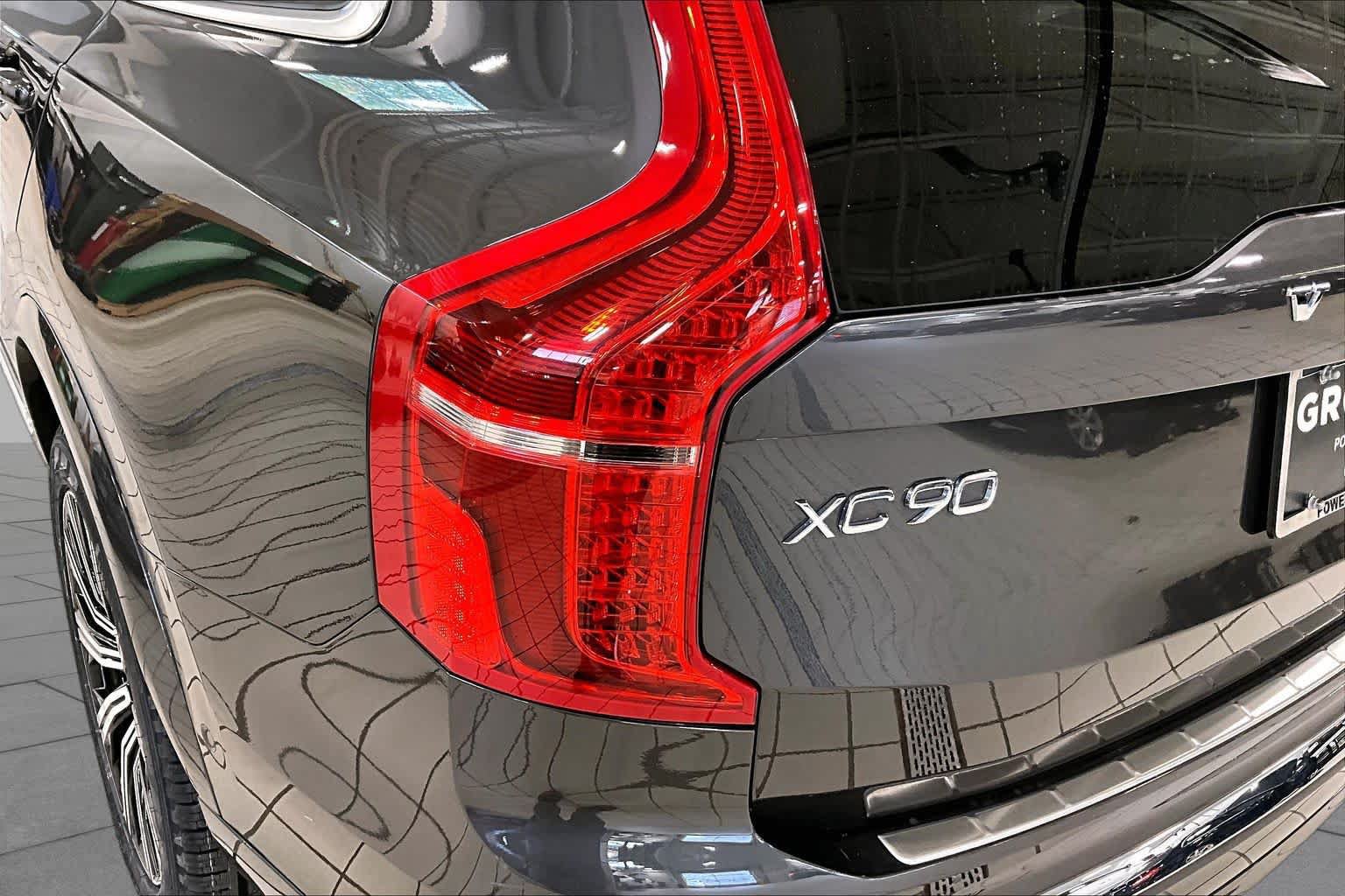 Certified 2024 Volvo XC90 B6 Plus w/ Protection Package Premier AWD/4WD image 27