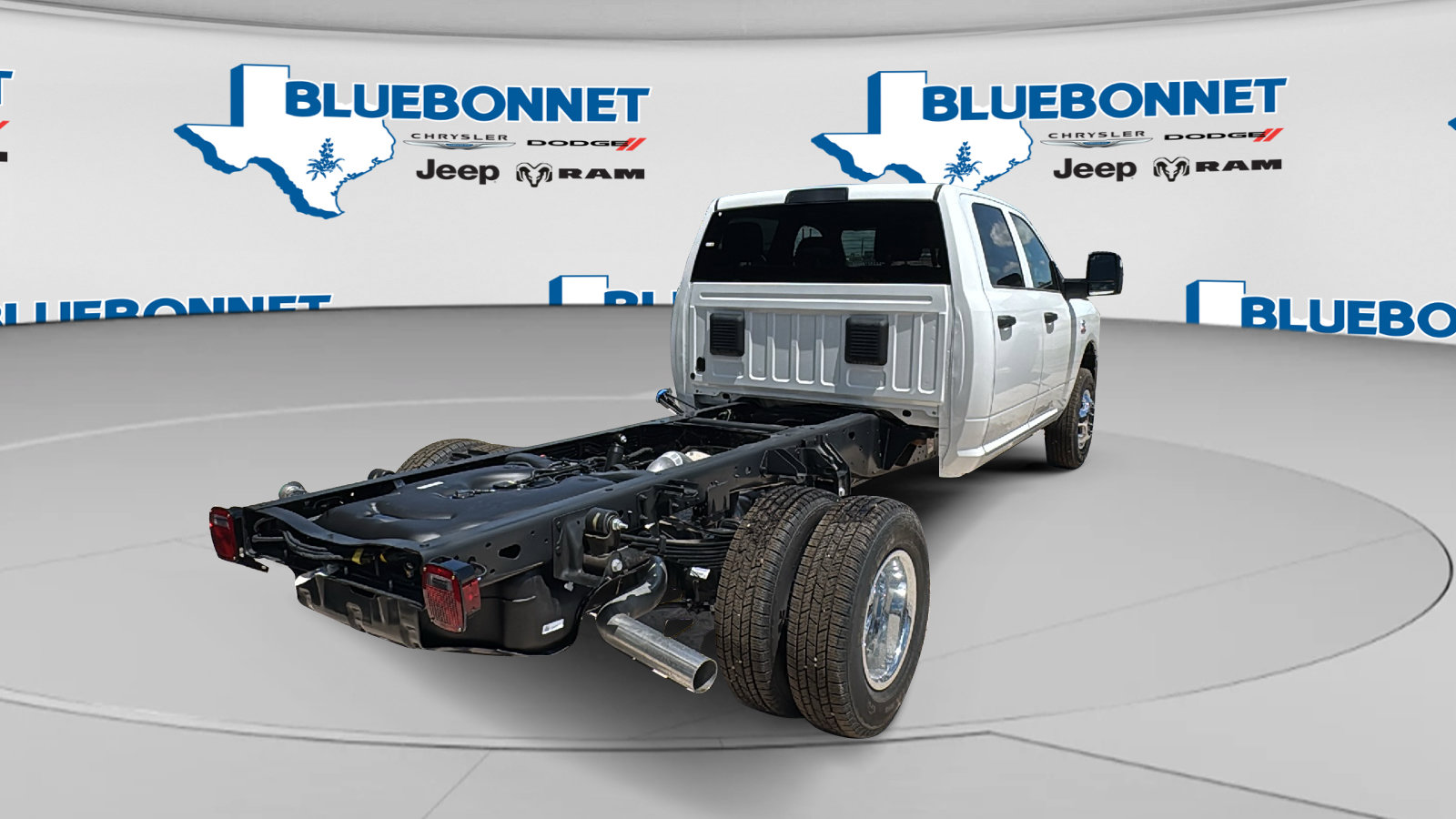New 2026 RAM 3500 Tradesman w/ Chrome Appearance Group A AWD/4WD image 5