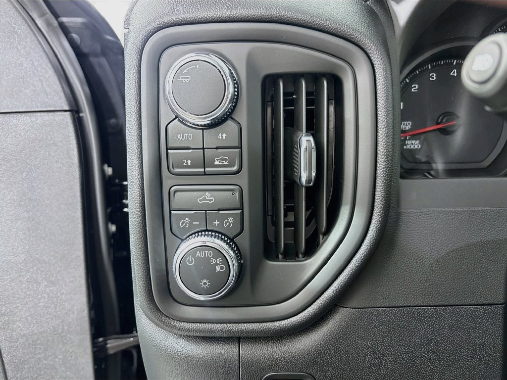 New 2026 GMC Sierra 1500 Pro w/ Graphite Edition AWD/4WD image 10