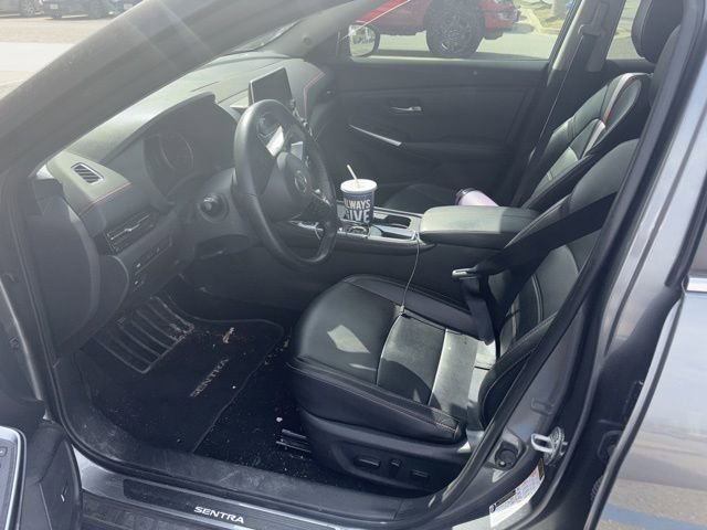 Used 2023 Nissan Sentra SR w/ SR Premium Package image 8