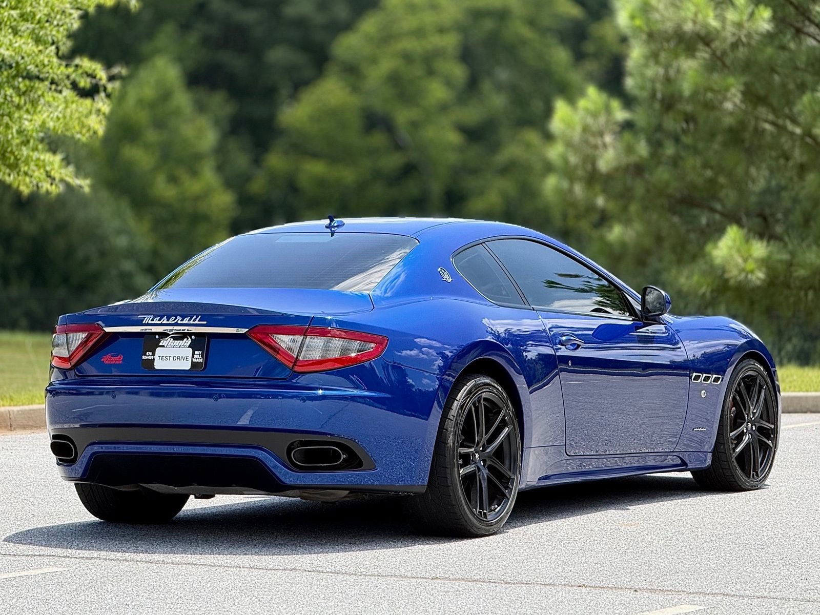 Used 2017 Maserati GranTurismo Sport RWD image 11