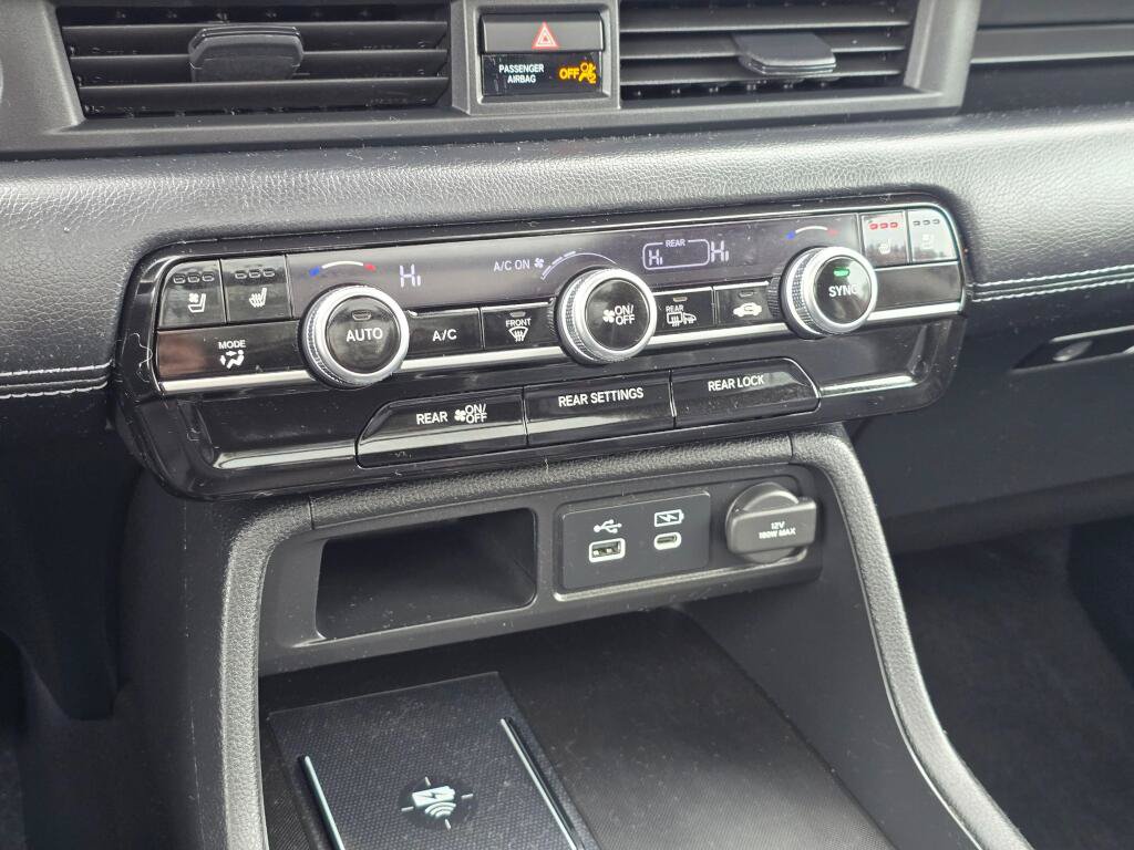 Certified 2025 Honda Pilot Elite image 26
