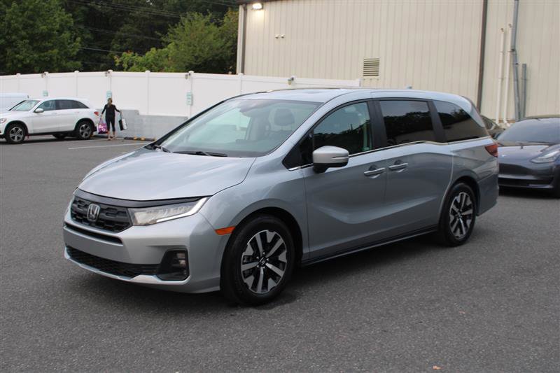 Used 2025 Honda Odyssey EX-L image 4