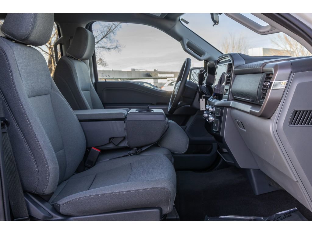 Used 2025 Ford F150 XLT w/ Equipment Group 301A Standard image 11