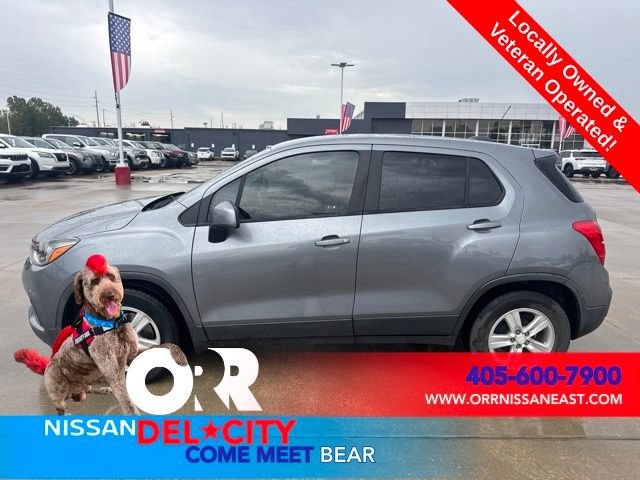 Used 2020 Chevrolet Trax LS w/ Tint and Cruise Package FWD image 2