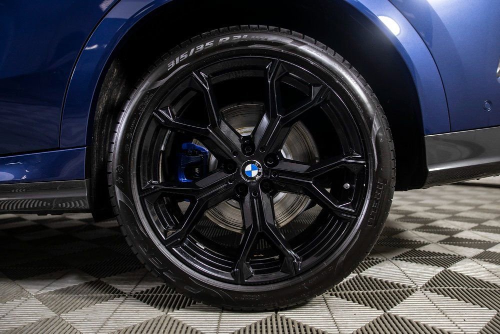 Used 2021 BMW X6 xDrive40i w/ M Sport Package image 39