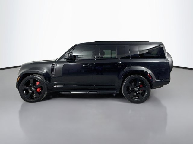 Certified 2025 Land Rover Defender 130 X-Dynamic SE AWD/4WD image 8