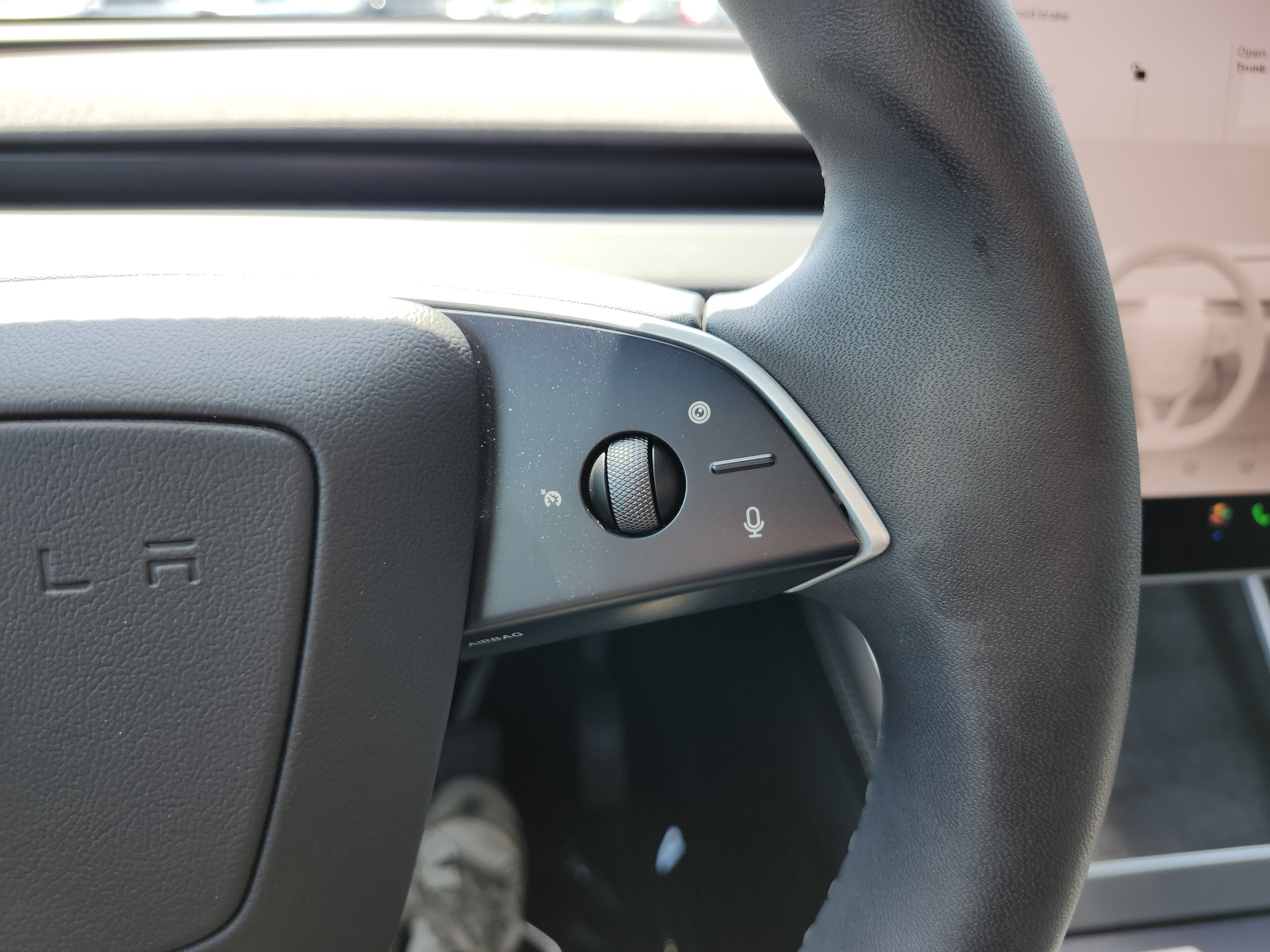 Used 2026 Tesla Model Y AWD image 34