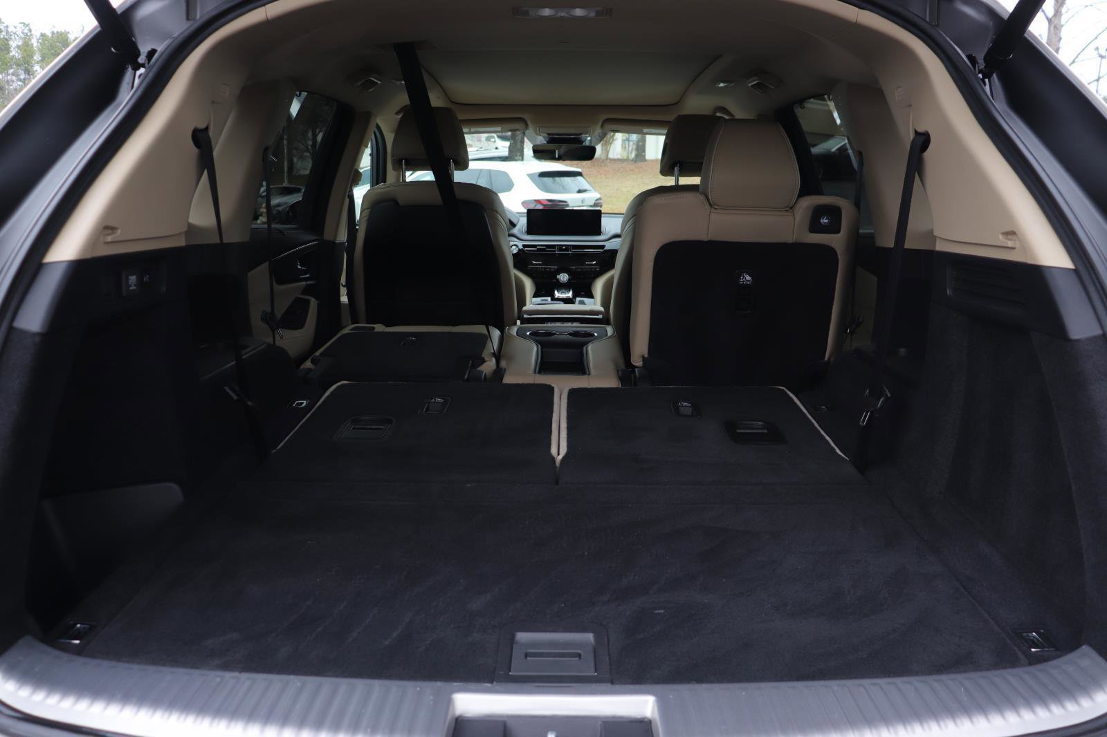 Used 2022 Acura MDX SH-AWD w/ Advance Package image 18