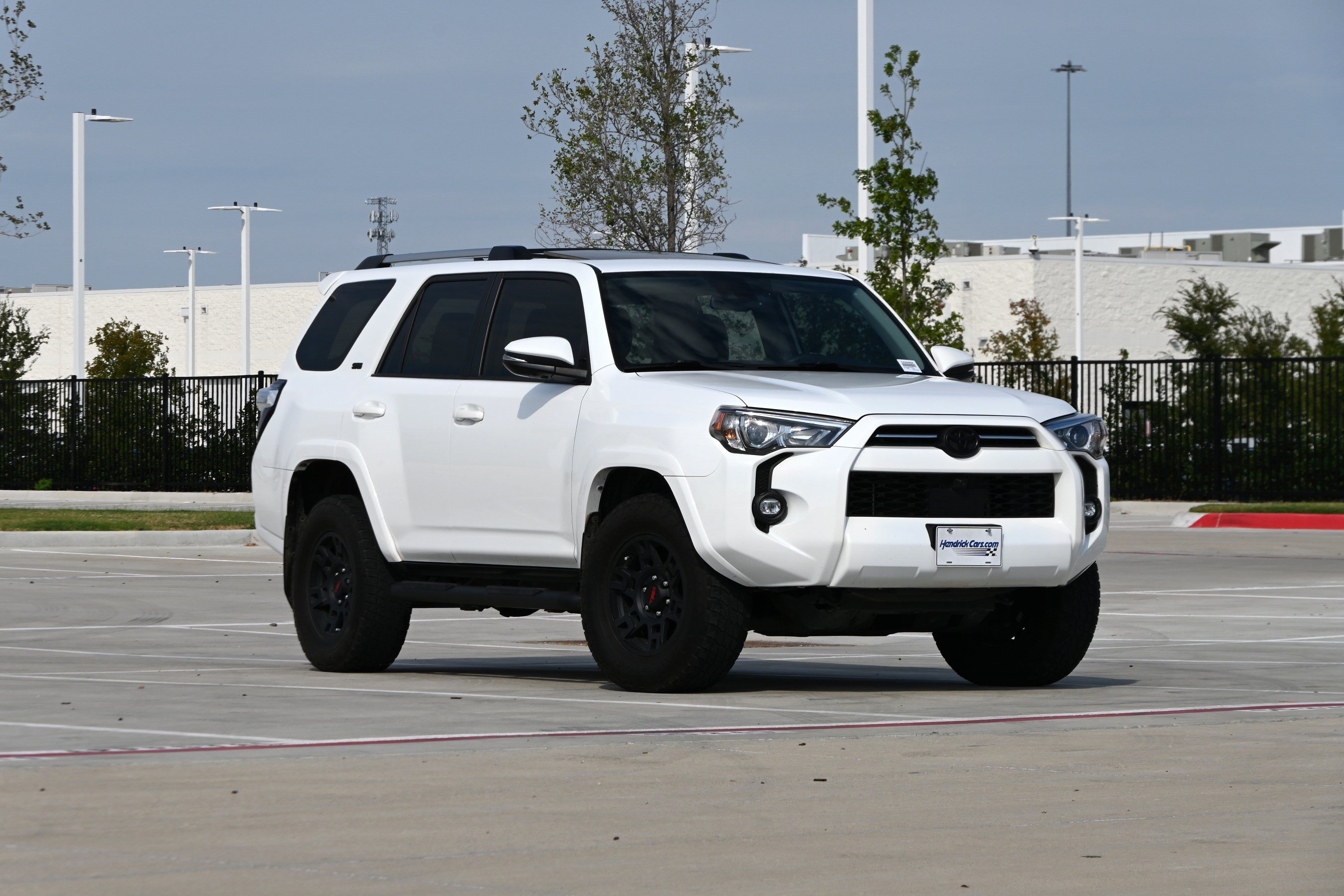 Used 2023 Toyota 4Runner SR5 Premium w/ Moonroof Package AWD/4WD image 2