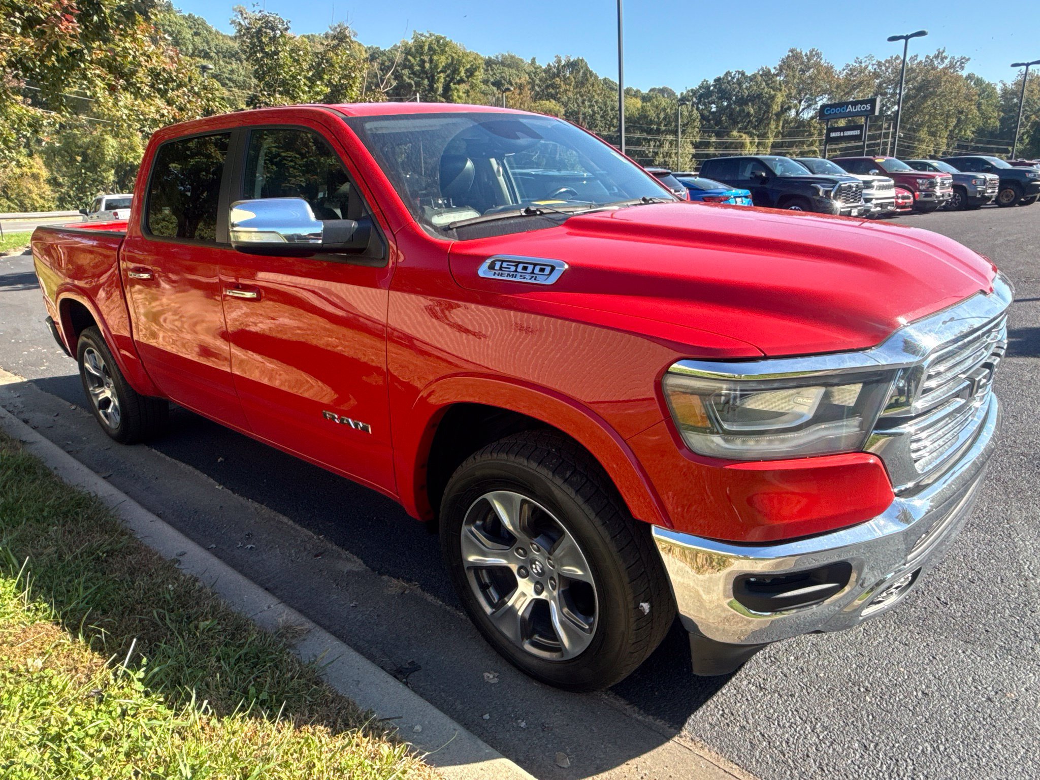 Used 2022 RAM 1500 Laramie AWD/4WD image 3