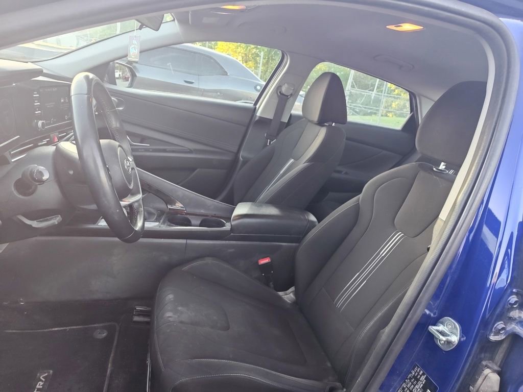 Used 2021 Hyundai Elantra SEL w/ Convenience Package FWD image 6